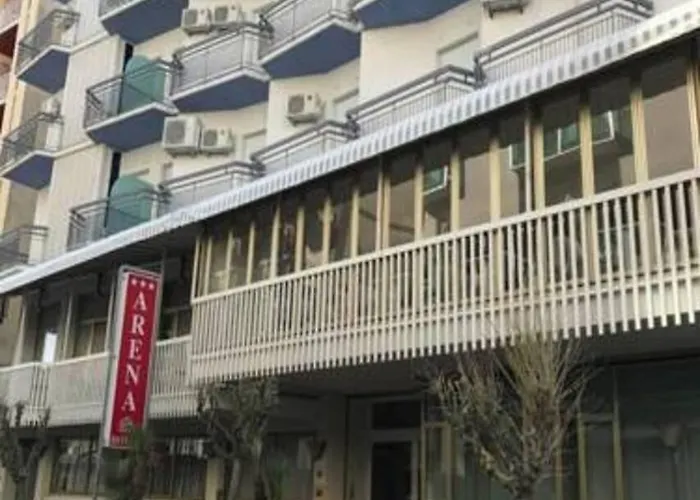 Arena Con Piscina 3*