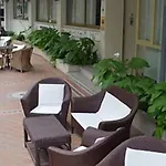 Hotel Arena Con Piscina