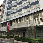 Hotel Arena Con Piscina 3*