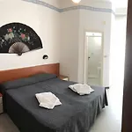Hotel Arena Con Piscina 3*