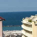 Arena Con Piscina