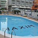 Arena Con Piscina Hotel Cattolica