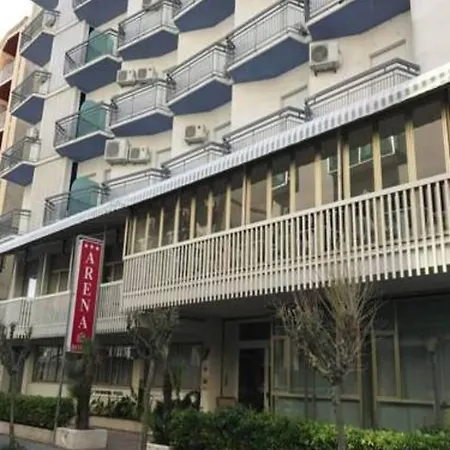 Arena Con Piscina 3*