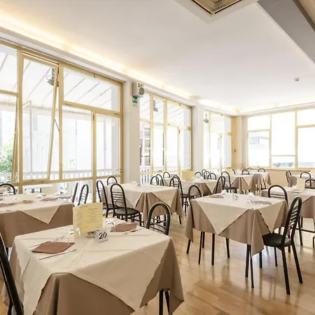 Hotel Hotel Marea Con Piscina Nuova Gestione Cattolica