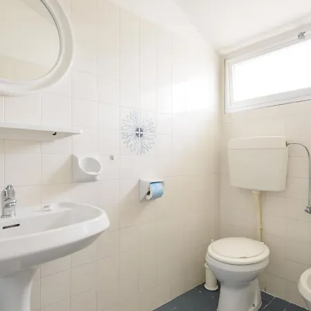 Arena Con Piscina Hotel Cattolica