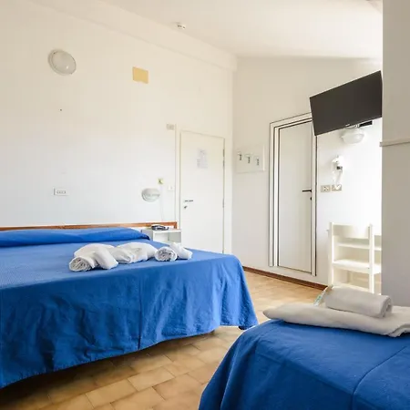 Marea Con Piscina Nuova Gestione 3*