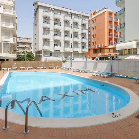Hotel Arena Con Piscina Cattolica