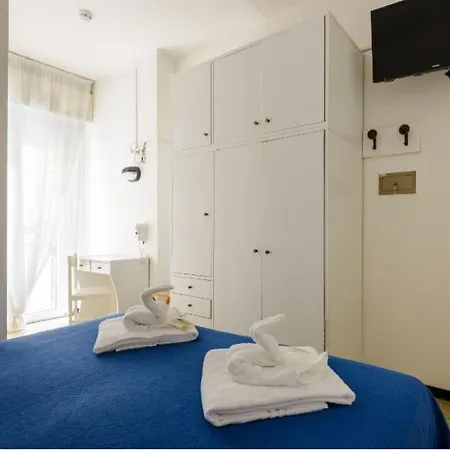 Marea Con Piscina Nuova Gestione Hotel