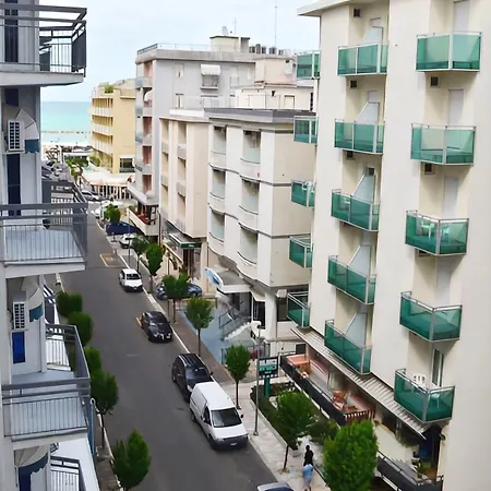 Marea Con Piscina Nuova Gestione Hotel