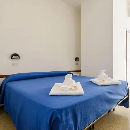 Arena Con Piscina Hotel Cattolica