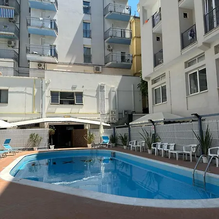 Hotel Marea Con Piscina Nuova Gestione Cattolica