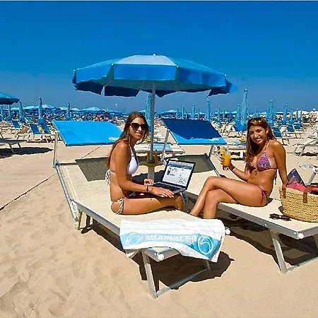 Marea Con Piscina Nuova Gestione Cattolica