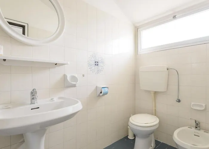 Arena Con Piscina Hotel Cattolica