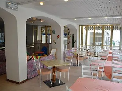 Arena Con Piscina Cattolica