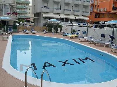 Arena Con Piscina Hotel