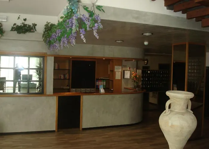 Arena Con Piscina Κατόλικα